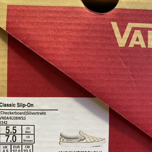 VANS Women’s Classic Checkered Slip On - Picture 10 of 10